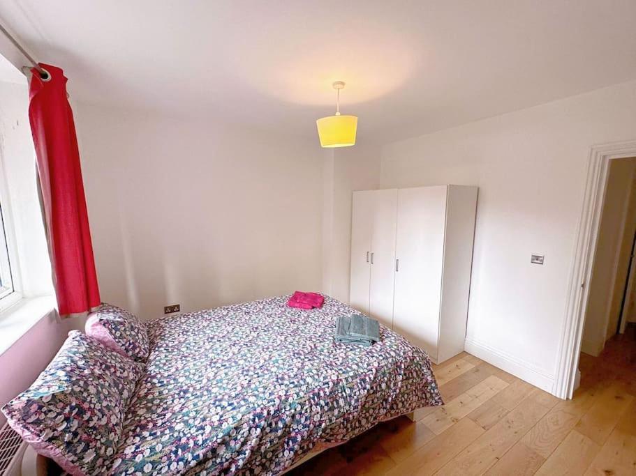 1 Bed Room Flat Near Central Londra Dış mekan fotoğraf